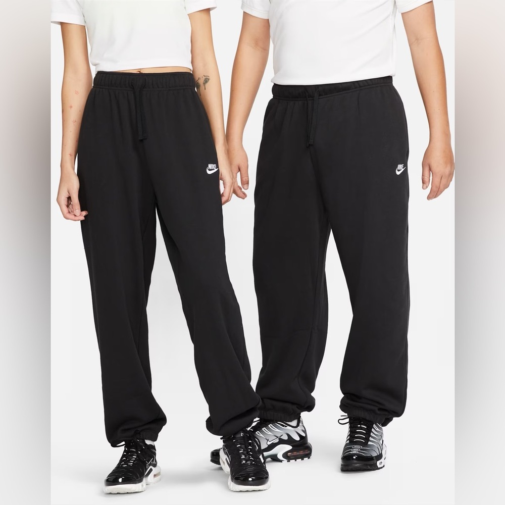 Nike Sportswear Club Fleece Midrise Oversized Black White Logo Sweatpants Jogger